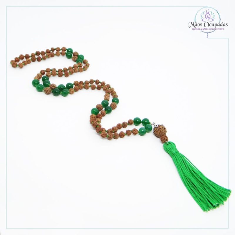 japamala 108 contas em sementes de rudraksha, jade verde e tecido verde