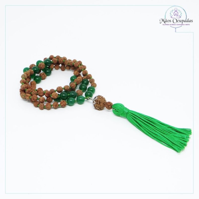 japamala 108 contas em sementes de rudraksha, jade verde e tecido verde