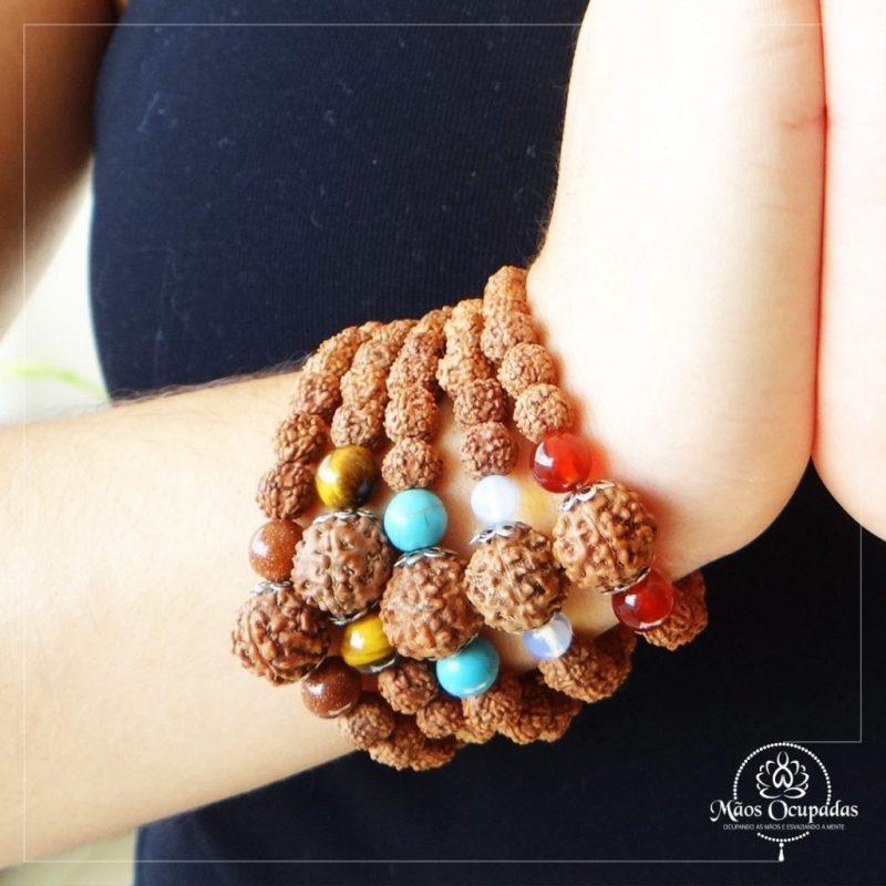Pulseira japamala 27 contas em rudraksha e pedra da lua - Imagem 2